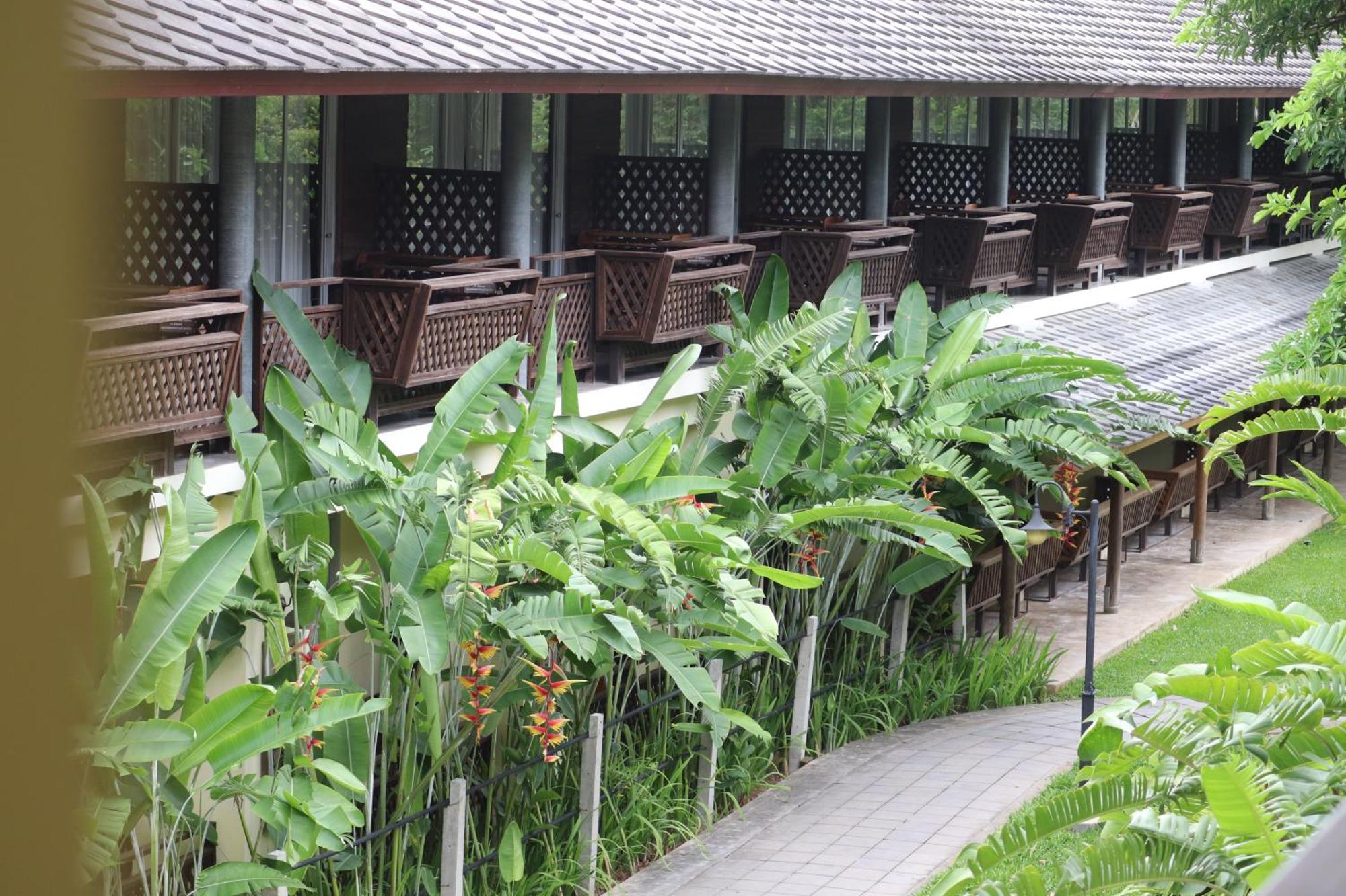 Royal River Kwai Resort&Spa -SHA Extra Plus Kanchanaburi Exterior foto